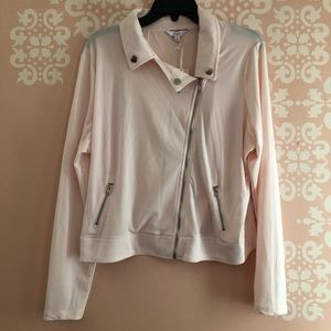 Candie’s Women’s XL sweater/cardigan NWT